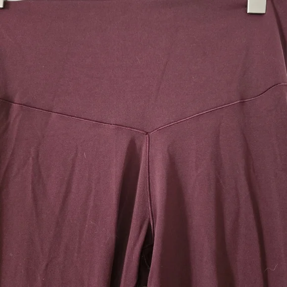 Aerie Offline Burgundy Leggings - Picture 2 of 7